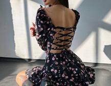 Квіткова сукня з воланами та шнуровкою по спинці Квіткова сукня з воланами та шнуровкою по спинці | PUSHKA SHOP