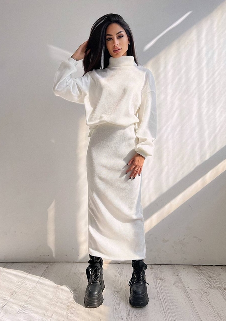 Костюм із теплого трикотажу-рубчика: светр + спідниця | PUSHKA SHOP