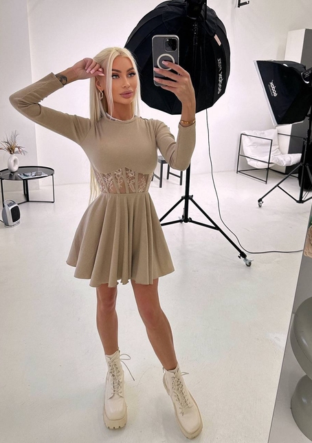 Трикотажна корсетна сукня з мереживом та пишною спідницею  | PUSHKA SHOP