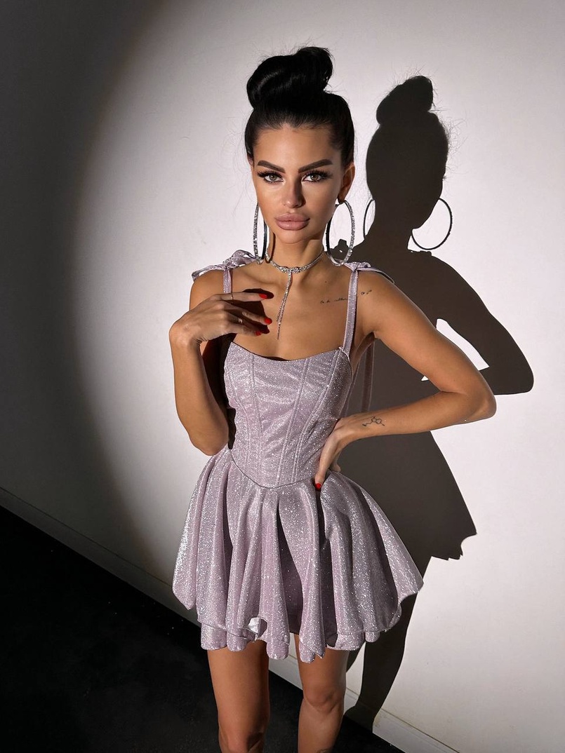 Блискуча корсетна сукня з пишною подвійною спідницею Блискуча корсетна сукня з пишною подвійною спідницею | PUSHKA SHOP