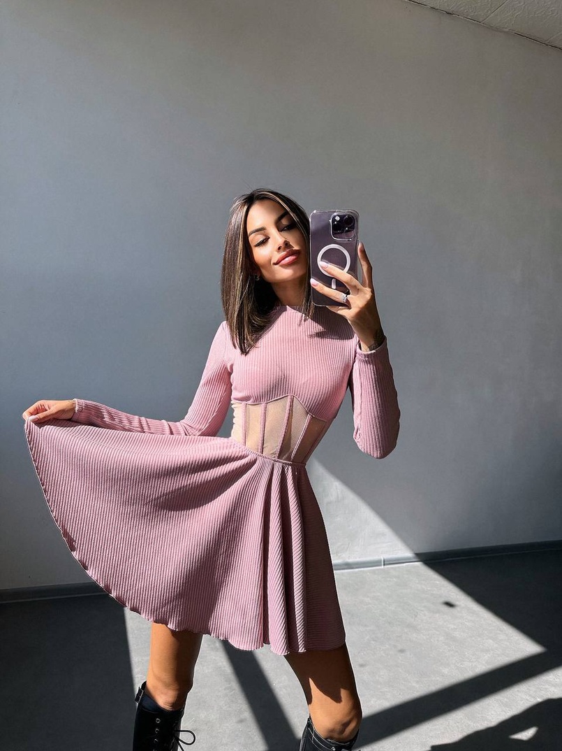 Приталена сукня з корсетною вставкою та спідницею-сонцем Приталена сукня з корсетною вставкою та спідницею-сонцем | PUSHKA SHOP