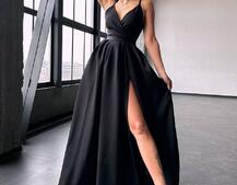 Сукня максі на тонких бретелях з розрізом на спідниці  Сукня максі на тонких бретелях з розрізом на спідниці  | PUSHKA SHOP