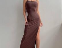 Трикотажное платье со шнуровкой на спинке и вырезом на ножке  Трикотажное платье со шнуровкой на спинке и вырезом на ножке  | PUSHKA SHOP