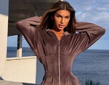 Велюровий комбінезон з елементами корсету Велюровий комбінезон з елементами корсету | PUSHKA SHOP