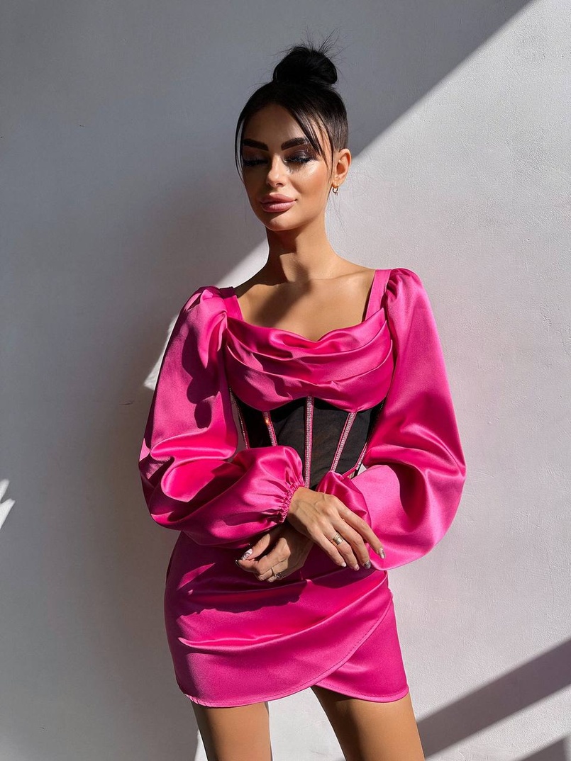 Комплект: корсет, декорований стразами + спідниця міні з драпіруванням   Ручна робота  Комплект: корсет, декорований стразами + спідниця міні з драпіруванням   Ручна робота  | PUSHKA SHOP