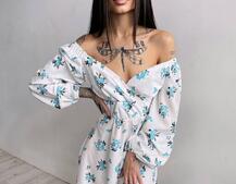 Квіткова сукня-міді з розрізом та об'ємними рукавами Квіткова сукня-міді з розрізом та об'ємними рукавами | PUSHKA SHOP