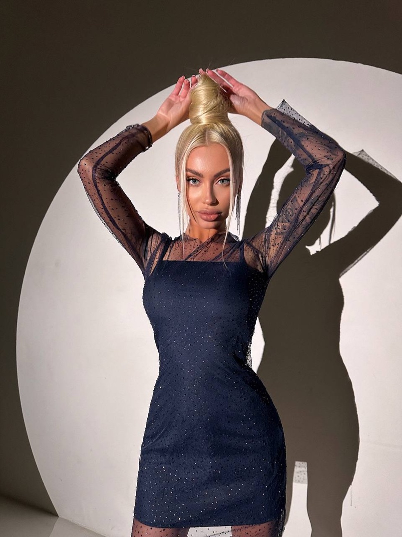 Сукня міні з сяючими стразами Сукня міні з сяючими стразами | PUSHKA SHOP