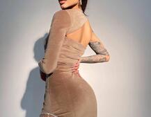 Бархатное платье, декорированное бахромой из страз  Бархатное платье, декорированное бахромой из страз  | PUSHKA SHOP