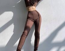 Комплект: топ зі шнурівкою на грудях + легінси Комплект: топ зі шнурівкою на грудях + легінси | PUSHKA SHOP