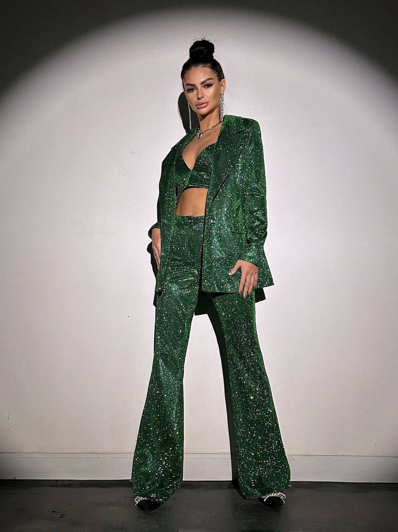 Костюм: піджак на підкладці, штани кльош+ топ з чашечками Костюм: піджак на підкладці, штани кльош+ топ з чашечками | PUSHKA SHOP