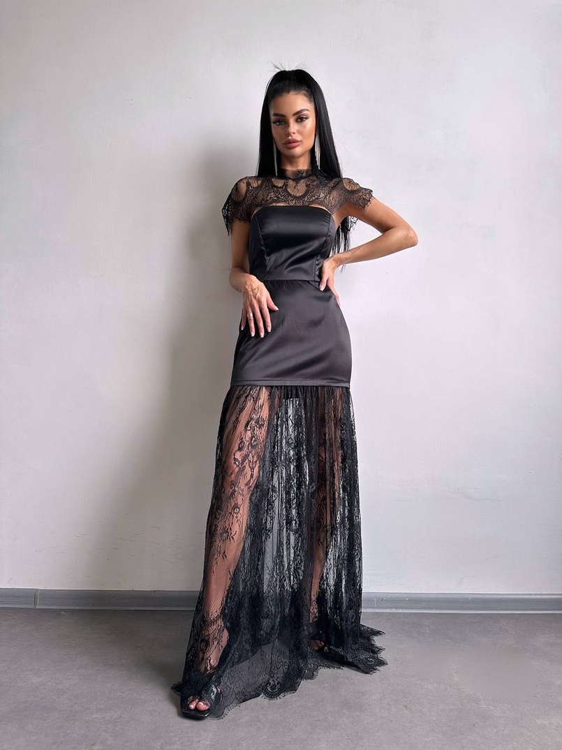 Елегантна сукня максі з мереживом | PUSHKA SHOP