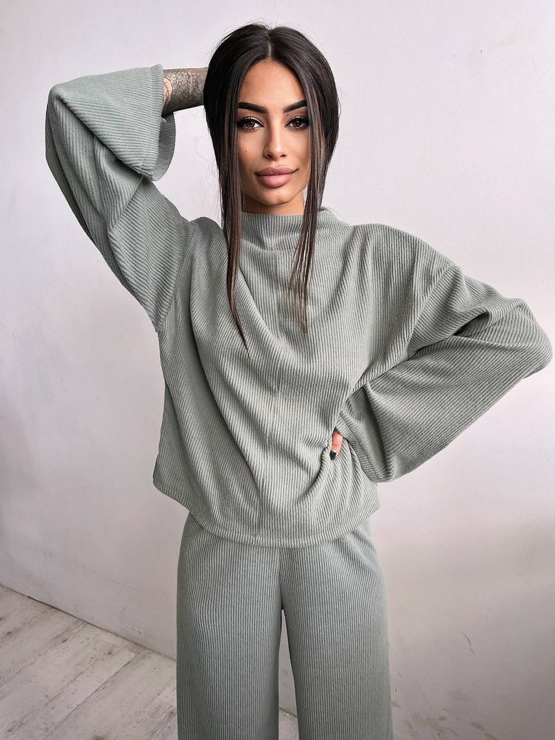 Повсякденний костюм із теплого трикотажу-рубчика Повсякденний костюм із теплого трикотажу-рубчика | PUSHKA SHOP