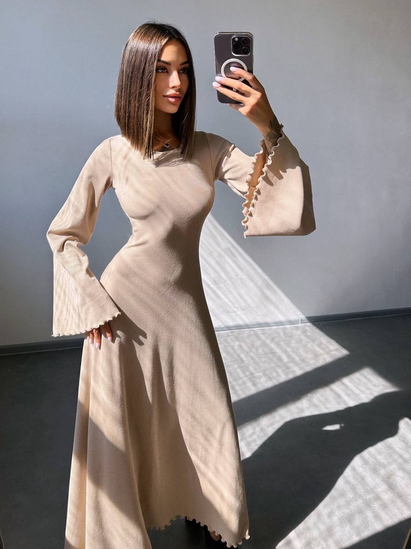 Трикотажна сукня зі шнурівкою на спинці    Трикотажна сукня зі шнурівкою на спинці    | PUSHKA SHOP