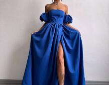 Сукня максі  з розрізом на спідниці та об’ємними рукавами  | PUSHKA SHOP