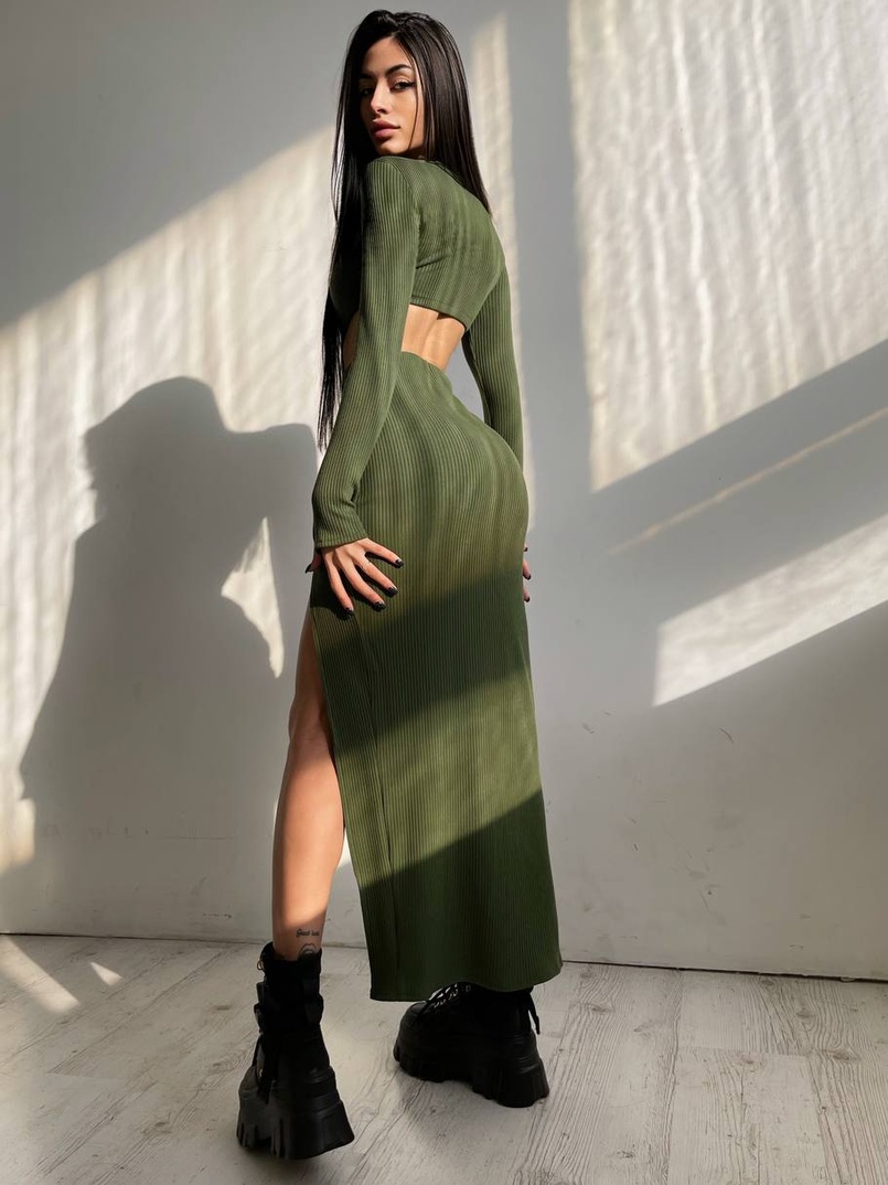 Трикотажный комплект: топ с чашечками push up + юбка миди с разрезом  Трикотажный комплект: топ с чашечками push up + юбка миди с разрезом  | PUSHKA SHOP