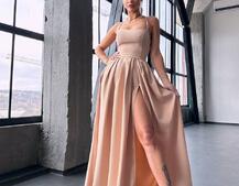 Сукня максі  зі шнурівкою на спинці Сукня максі  зі шнурівкою на спинці | PUSHKA SHOP