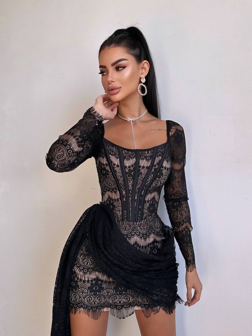 Мереживна сукня міні зі шлейфом Мереживна сукня міні зі шлейфом | PUSHKA SHOP