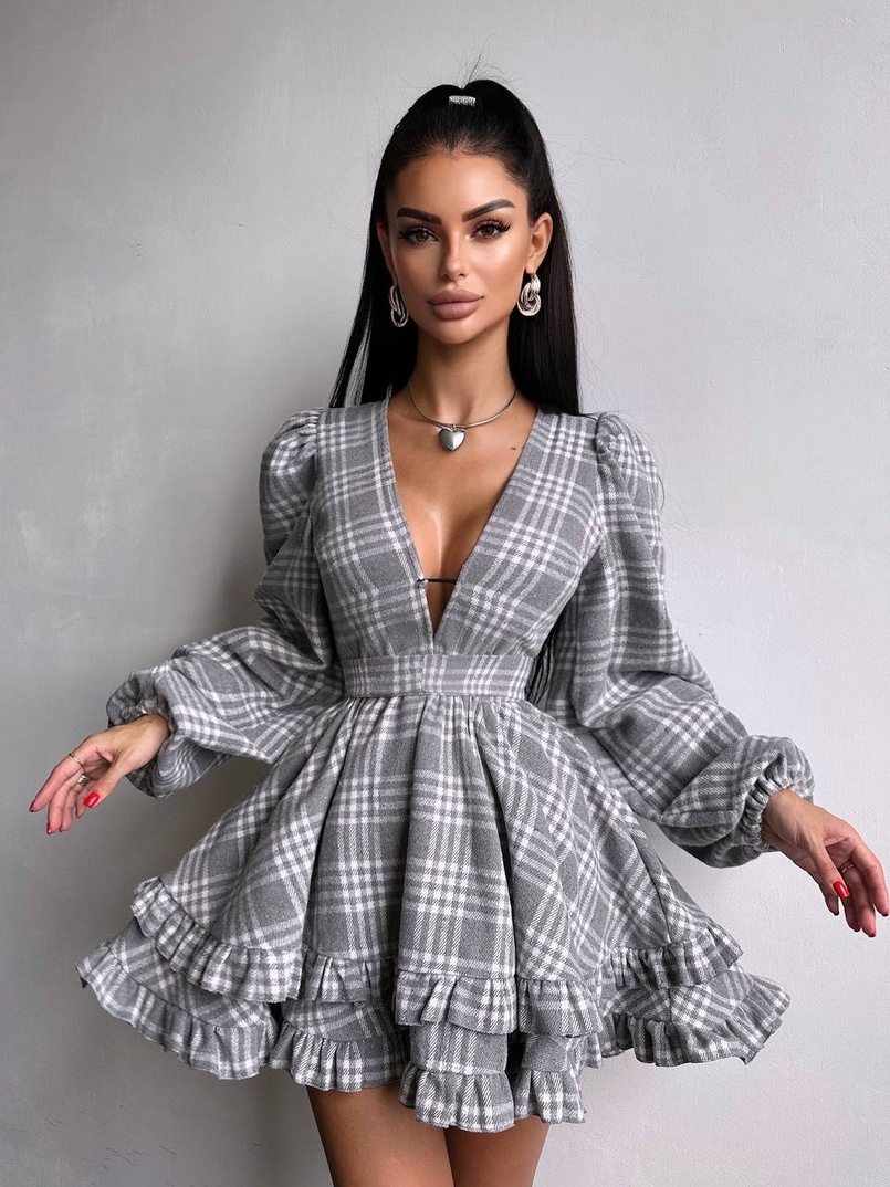 Сукня з подвійною спідницею та обʼємними рукавами у клітинку  Сукня з подвійною спідницею та обʼємними рукавами у клітинку  | PUSHKA SHOP