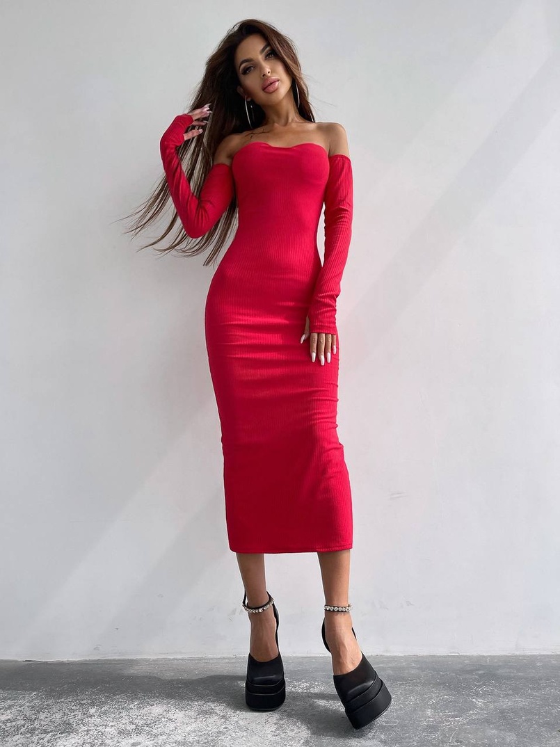 Облягаюча сукня міді з чашками з ефектом push up Облягаюча сукня міді з чашками з ефектом push up | PUSHKA SHOP