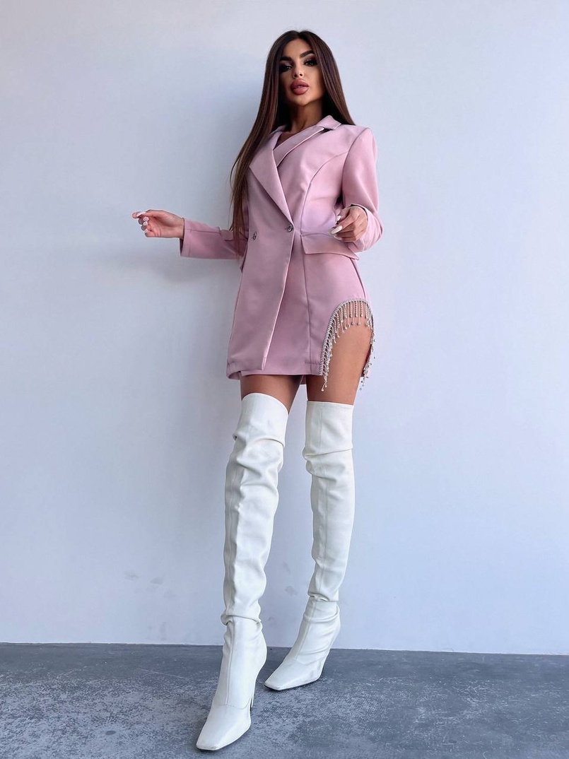 Приталена сукня-піджак, декорована бахромою зі страз Приталена сукня-піджак, декорована бахромою зі страз | PUSHKA SHOP