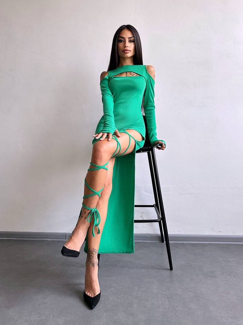 Трикотажна сукня з зав’язкою на ніжку   | PUSHKA SHOP