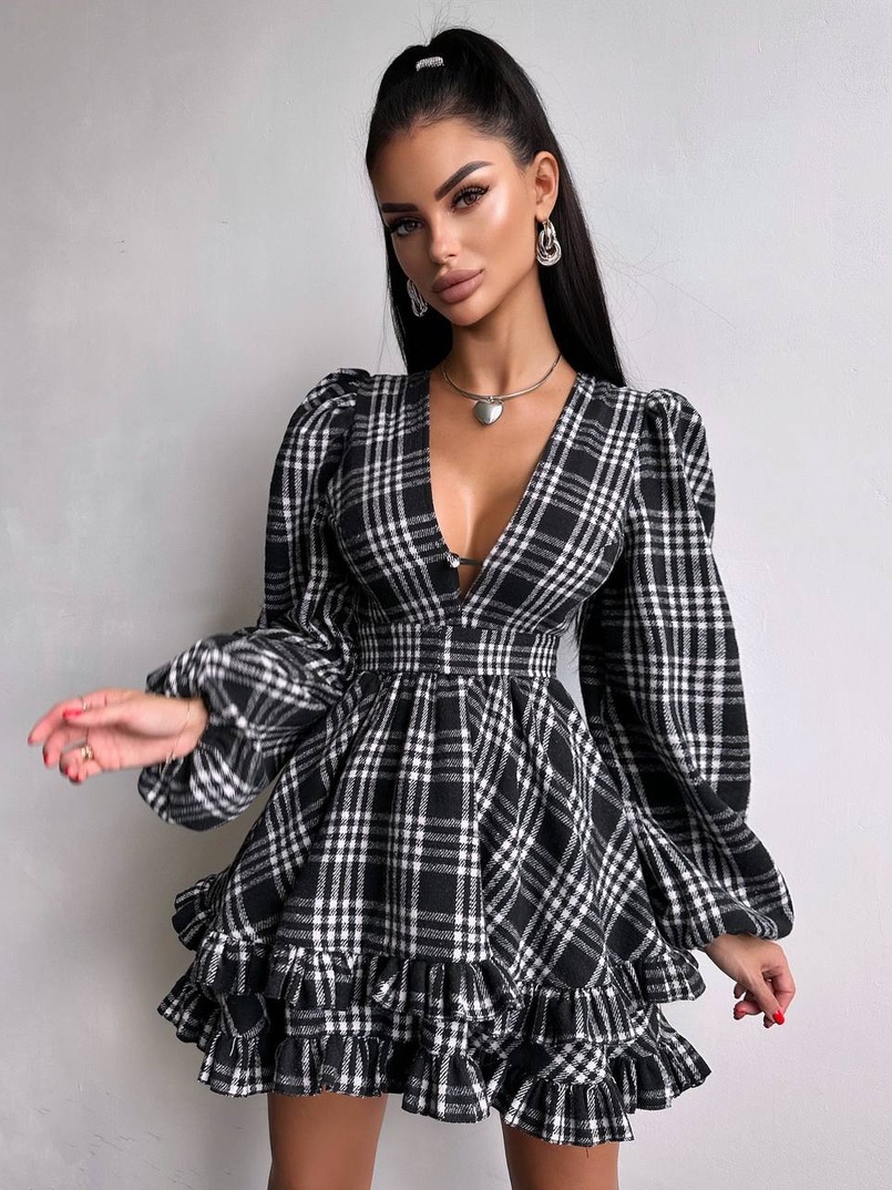Сукня з подвійною спідницею та обʼємними рукавами у клітинку  Сукня з подвійною спідницею та обʼємними рукавами у клітинку  | PUSHKA SHOP