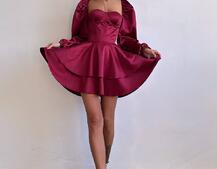 Атласна корсетна сукня бюстьє з пишною подвійною спідницею та об‘ємними рукавами Атласна корсетна сукня бюстьє з пишною подвійною спідницею та об‘ємними рукавами | PUSHKA SHOP