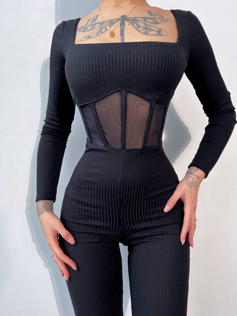 Облягаючий трикотажний комбінезон з елементами корсету  Облягаючий трикотажний комбінезон з елементами корсету  | PUSHKA SHOP