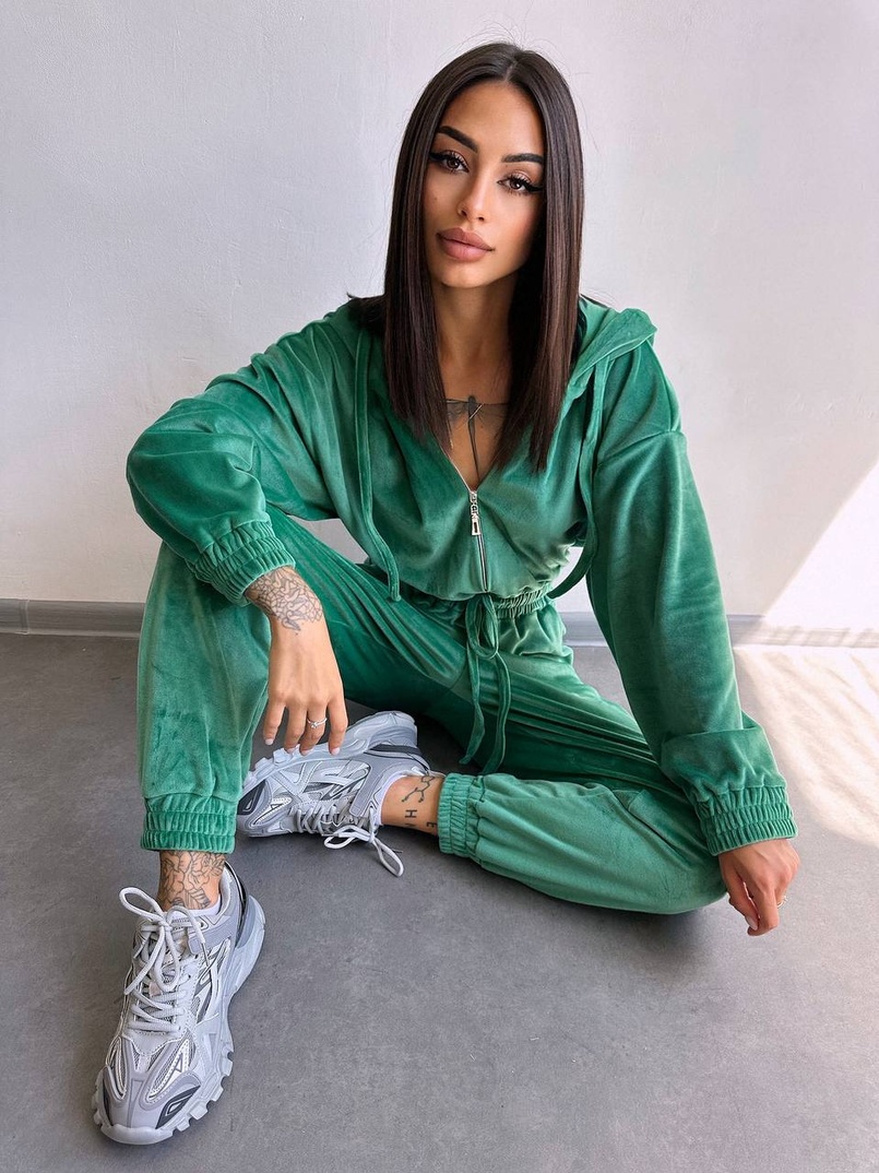 Велюровий комбінезон   Велюровий комбінезон   | PUSHKA SHOP