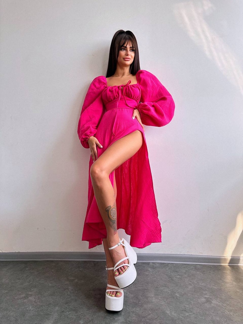 Муслінова сукня -міді з розрізом на ніжці  | PUSHKA SHOP