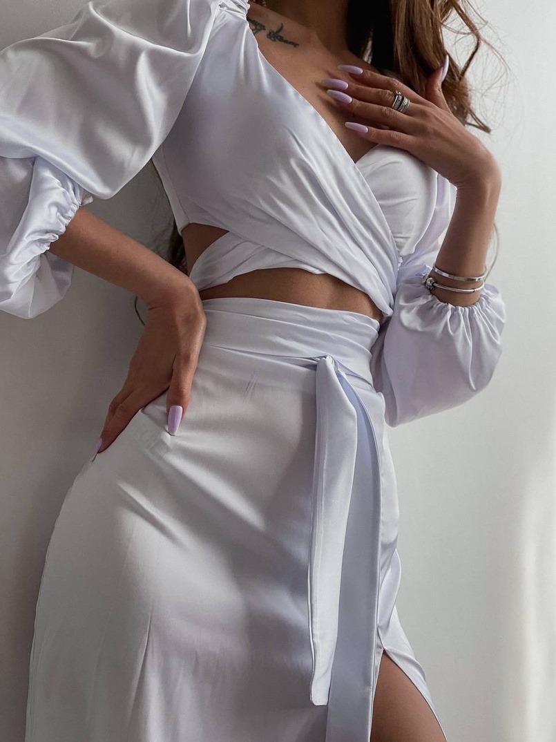 Шелковый комплект: топ с завязками на талии + юбка миди с разрезом  Шелковый комплект: топ с завязками на талии + юбка миди с разрезом  | PUSHKA SHOP