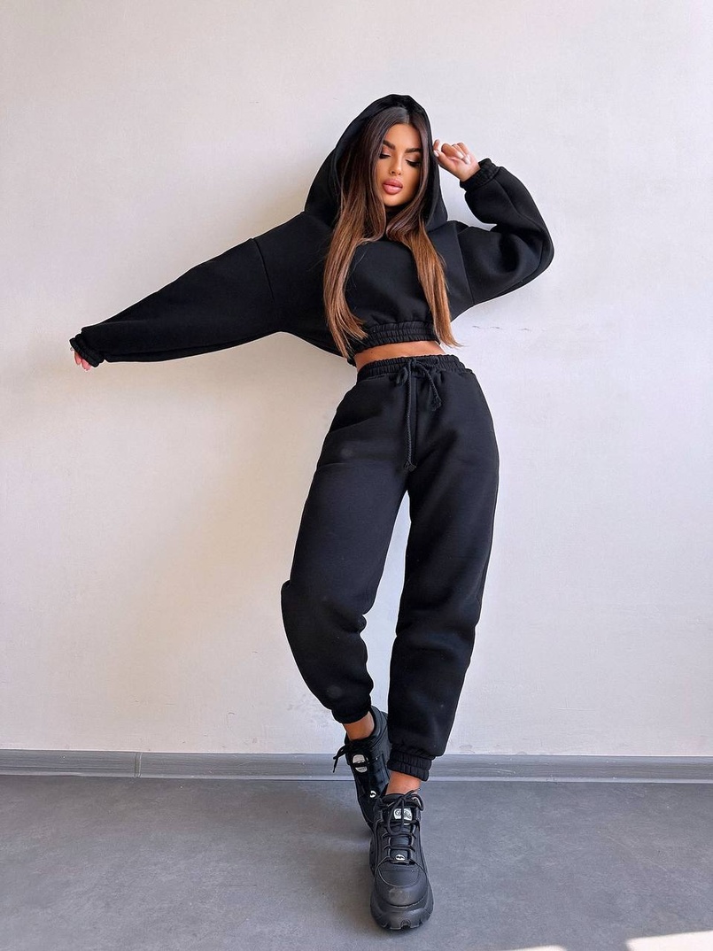 Базовий костюм на флісі з об'ємними капюшоном Базовий костюм на флісі з об'ємними капюшоном | PUSHKA SHOP