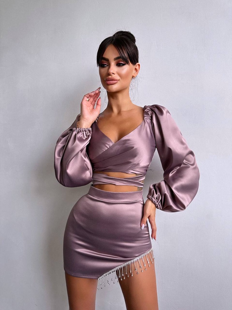 Атласний комплект, декорований бахромою зі страз Атласний комплект, декорований бахромою зі страз | PUSHKA SHOP