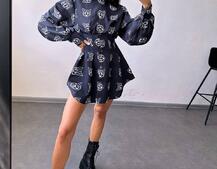 Приталена сорочка з принтом Приталена сорочка з принтом | PUSHKA SHOP