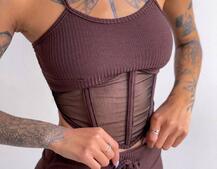 Трикотажный комплект: корсетный топ на косточках + леггинсы Трикотажный комплект: корсетный топ на косточках + леггинсы | PUSHKA SHOP