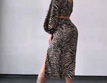 Комплект: топ із зав'язками на талії + спідниця міді з розрізом Комплект: топ із зав'язками на талії + спідниця міді з розрізом | PUSHKA SHOP