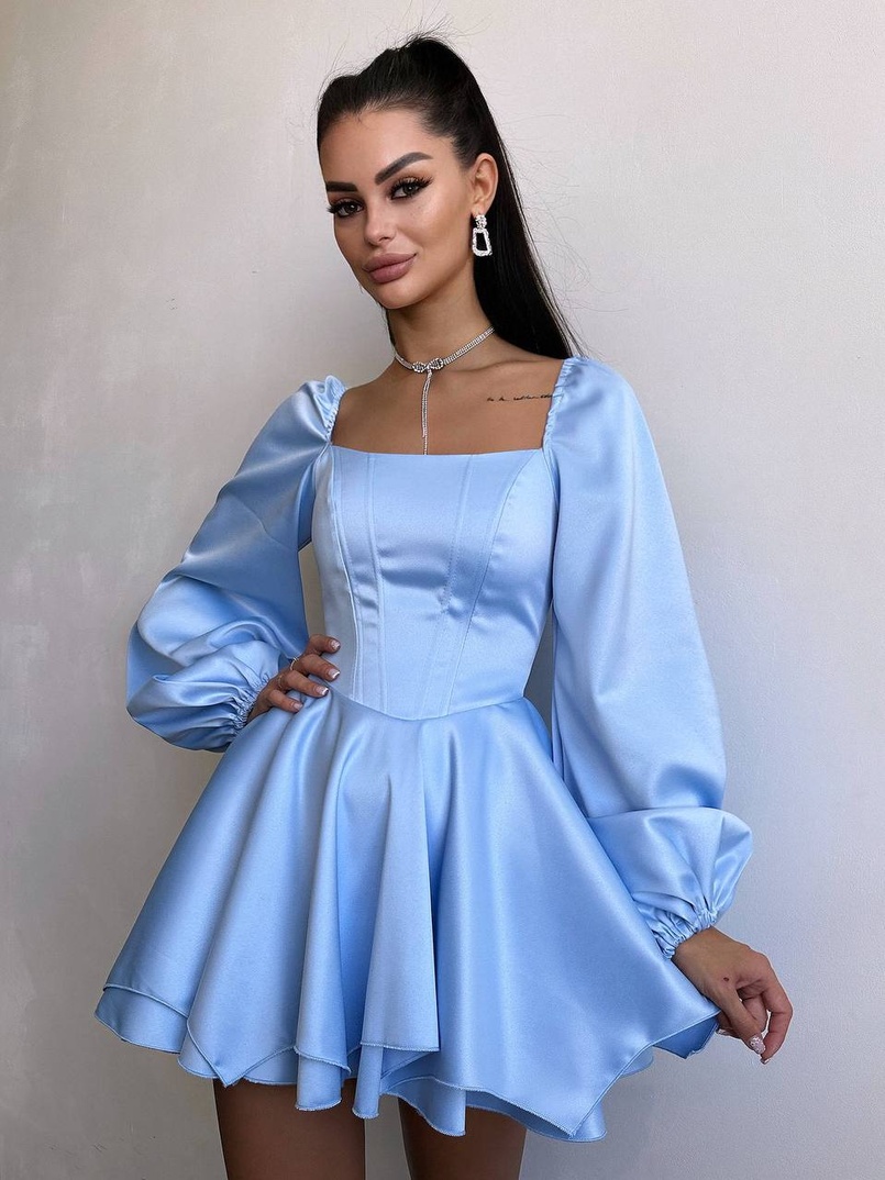 Атласна корсетна сукня з пишною подвійною спідницею та об‘ємними рукавами | PUSHKA SHOP