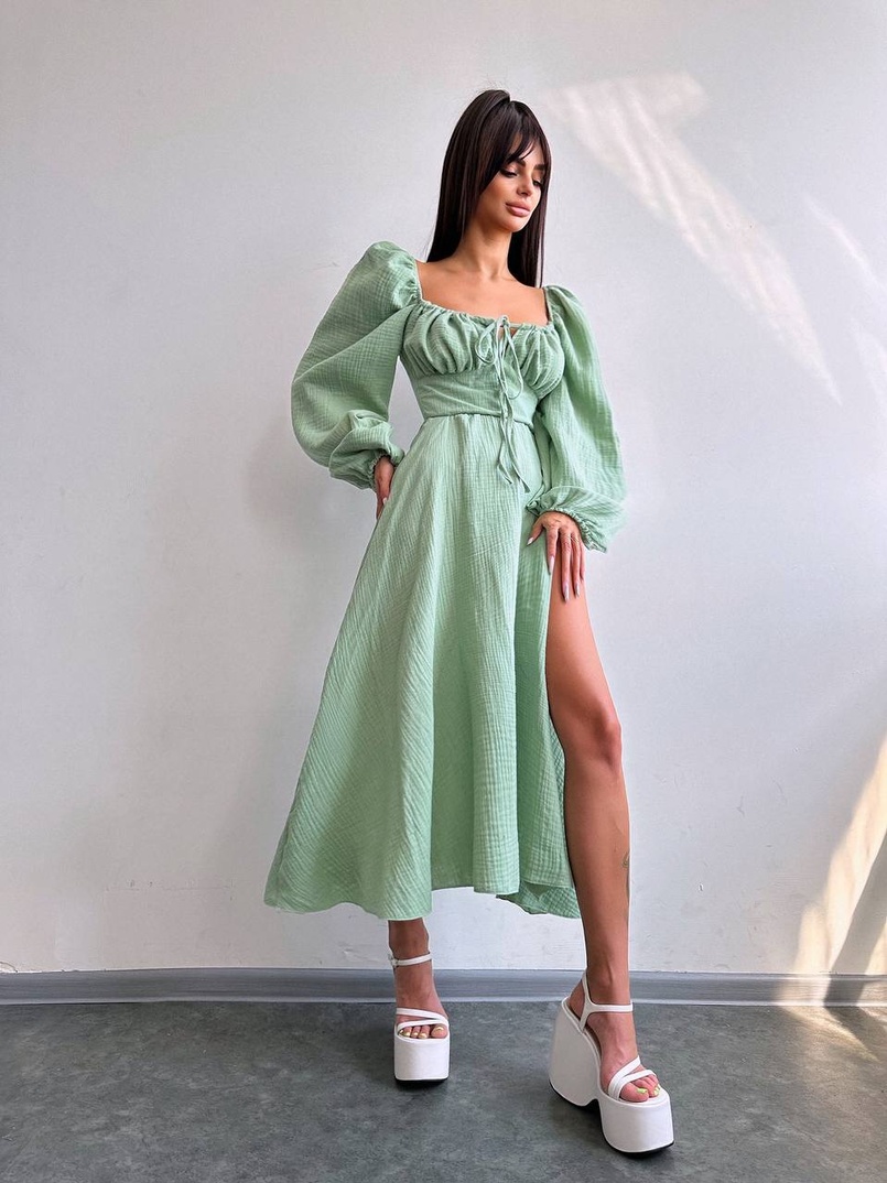 Муслінова сукня -міді з розрізом на ніжці  | PUSHKA SHOP