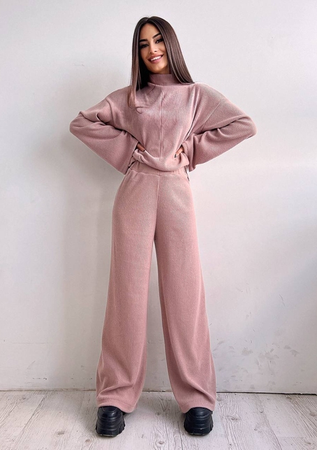 Повсякденний костюм із теплого трикотажу-рубчика | PUSHKA SHOP