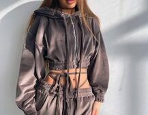 Велюровий комплект трійка: кофта + корсет з чашечками + джогери  Велюровий комплект трійка: кофта + корсет з чашечками + джогери  | PUSHKA SHOP