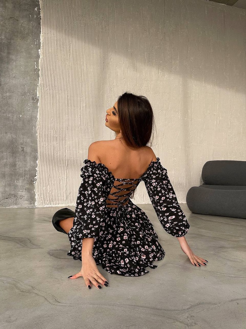 Сукня з воланами та шнурівкою  по спинці Сукня з воланами та шнурівкою  по спинці | PUSHKA SHOP