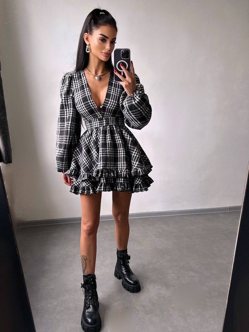 Сукня з подвійною спідницею та обʼємними рукавами у клітинку  Сукня з подвійною спідницею та обʼємними рукавами у клітинку  | PUSHKA SHOP