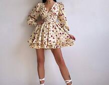 Сукня міні з пишною спідницею та драпіруванням на талії Сукня міні з пишною спідницею та драпіруванням на талії | PUSHKA SHOP