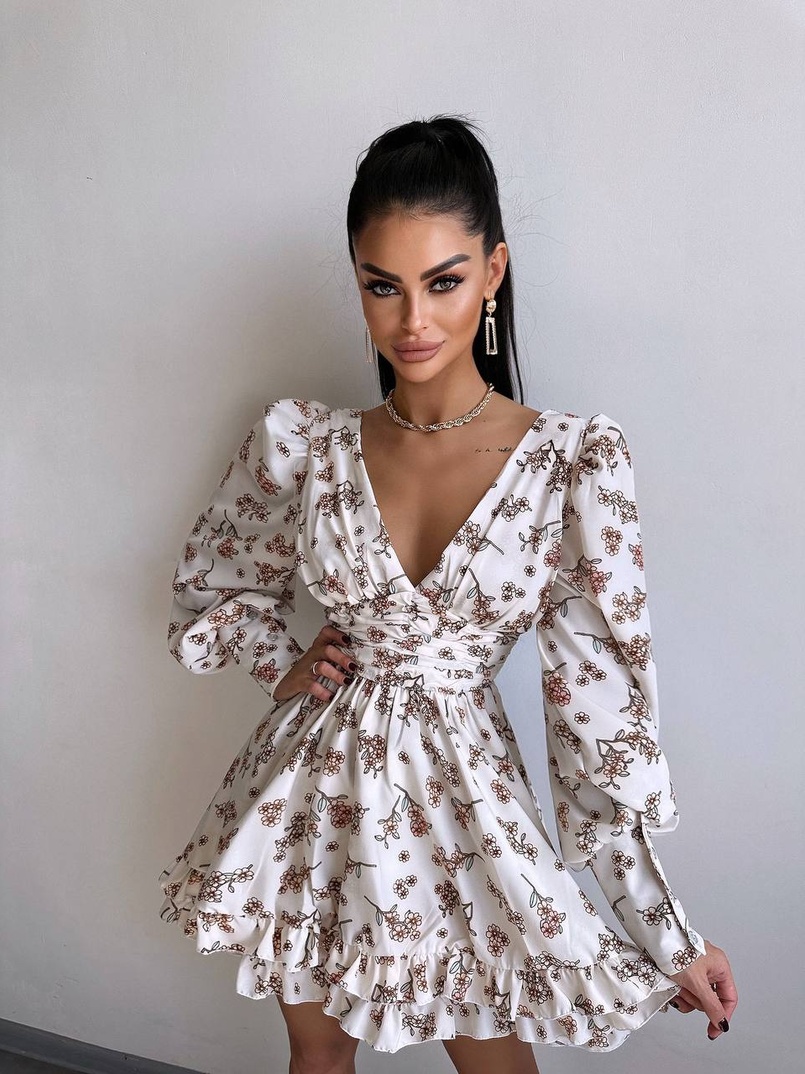 Сукня міні з пишною спідницею та драпіруванням на талії Сукня міні з пишною спідницею та драпіруванням на талії | PUSHKA SHOP