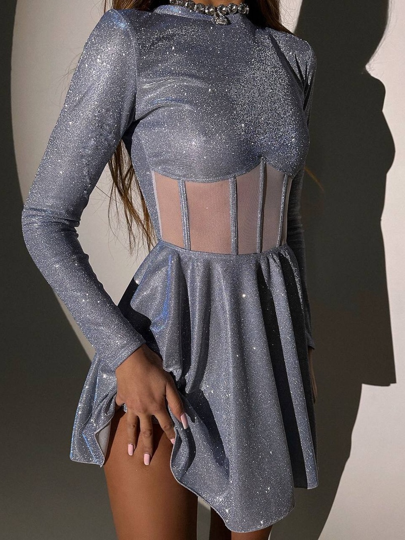 Блискуча корсетна сукня з пишною спідницею Блискуча корсетна сукня з пишною спідницею | PUSHKA SHOP