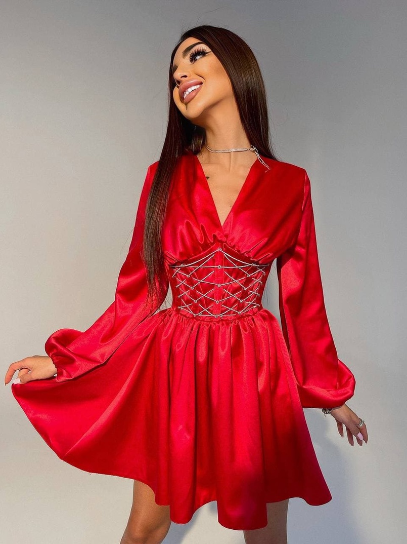 Корсетное платье с пышной юбкой Корсетное платье с пышной юбкой | PUSHKA SHOP