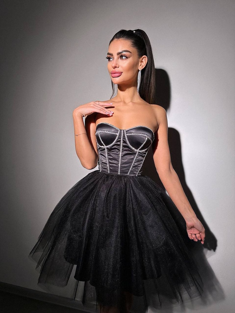 Комплект: корсет, декорований стразами  +  пишна фатинова спідниця Комплект: корсет, декорований стразами  +  пишна фатинова спідниця | PUSHKA SHOP