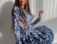 Приталенное платье с открытой спинкой в цветочный принт  Приталенное платье с открытой спинкой в цветочный принт  | PUSHKA SHOP