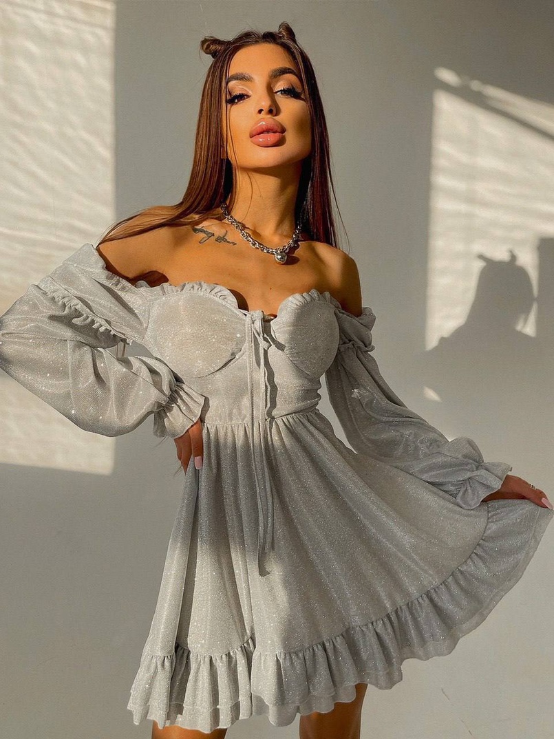 Блискуча сукня з оборками та чашками з ефектом push up Блискуча сукня з оборками та чашками з ефектом push up | PUSHKA SHOP