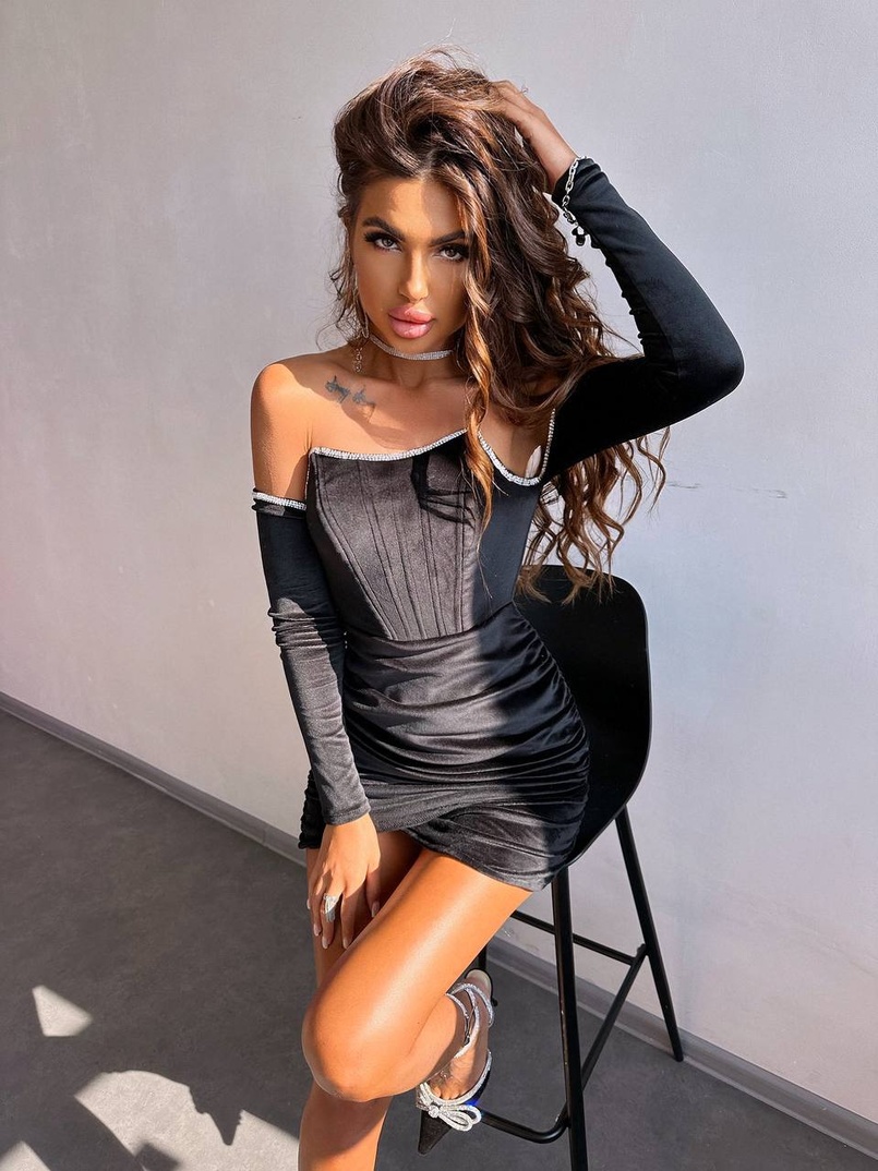 Оксамитова корсетна сукня міні, декорована стразами     Ручна робота  Оксамитова корсетна сукня міні, декорована стразами     Ручна робота  | PUSHKA SHOP